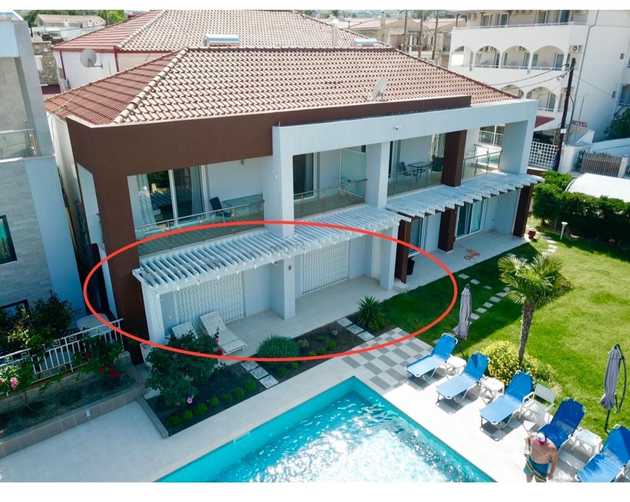חניוטי Ellinfos Aparthotel מראה חיצוני תמונה