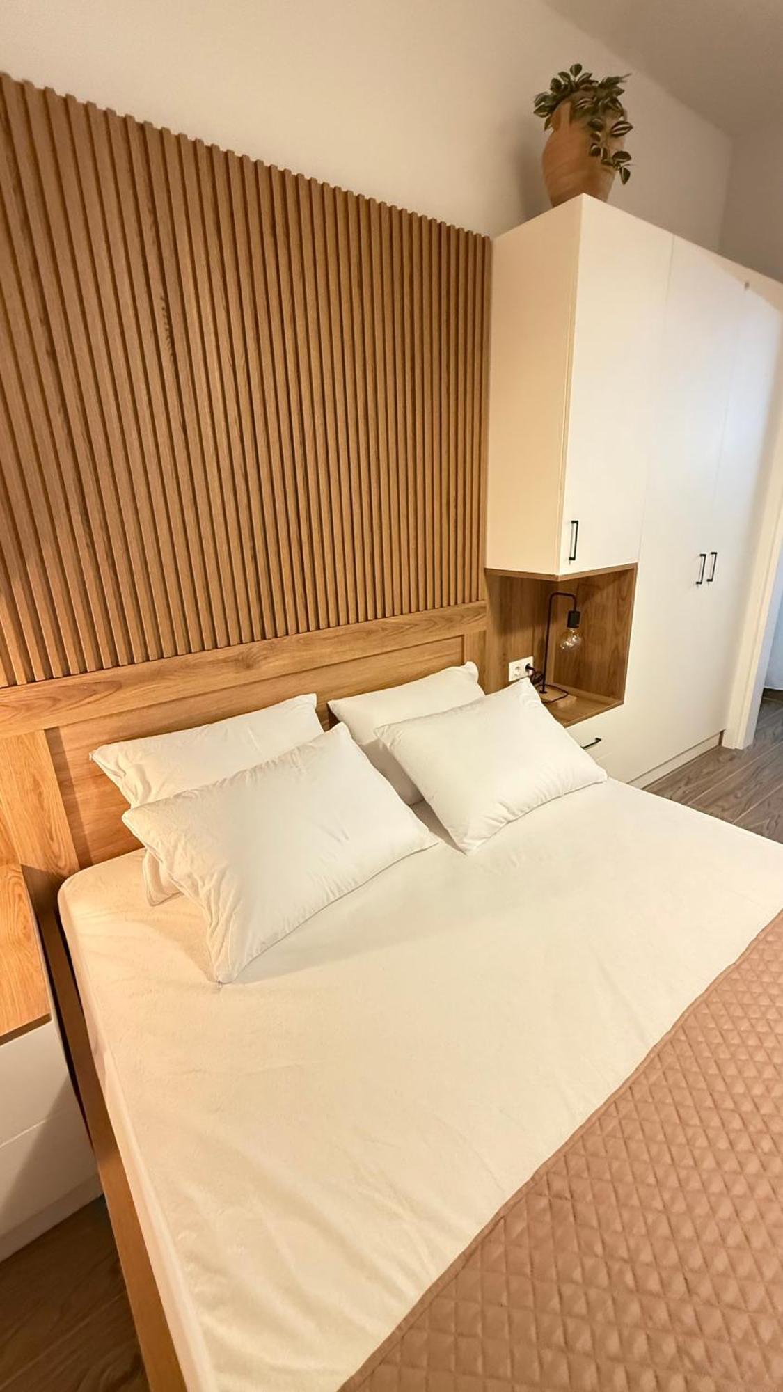חניוטי Ellinfos Aparthotel מראה חיצוני תמונה